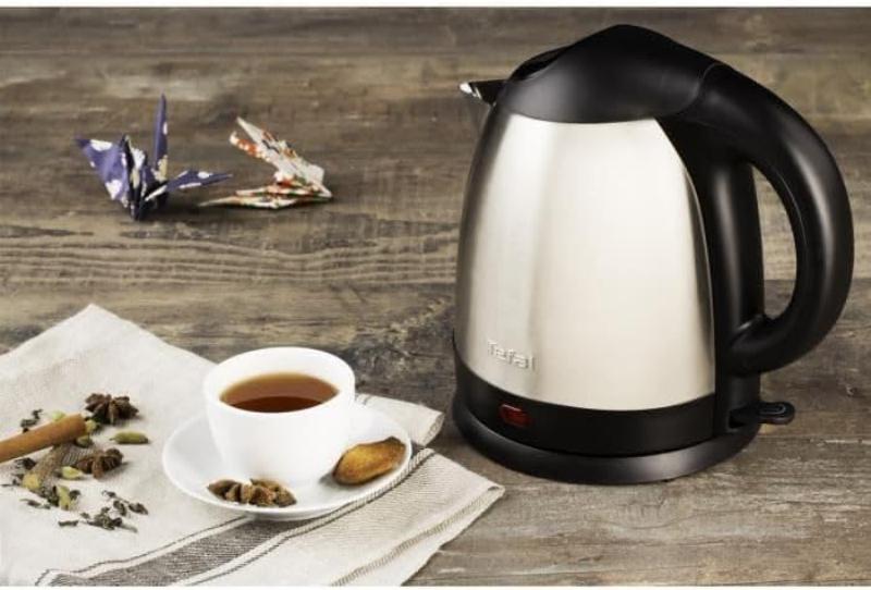 کتری برقی برند Tefal مدل KI431D10 ظرفیت 1.2 لیتر با بدنه استیل ضد زنگ
